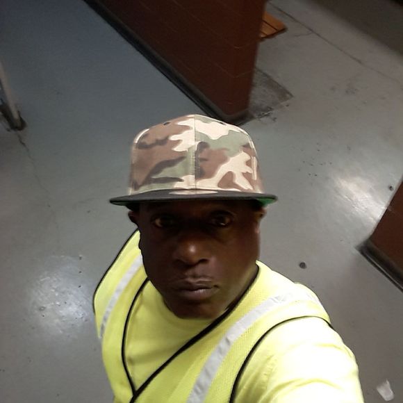 Meet your Posher, Mark - Picture 1 of 1